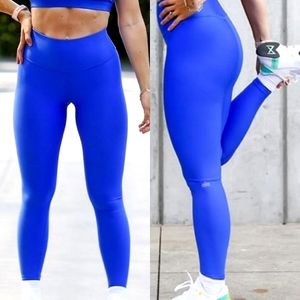 Alo Yoga High-Waist Airlift Legging Cobalt Blue Small
